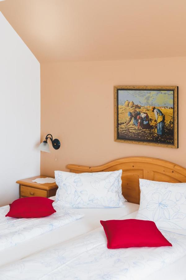 Bed and Breakfast Weingut Peter Grill Leutschach Esterno foto