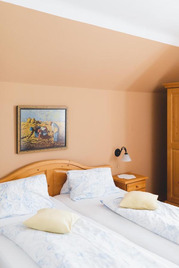 Bed and Breakfast Weingut Peter Grill Leutschach Esterno foto