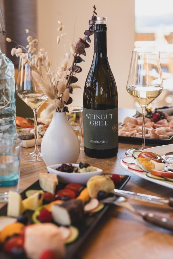 Bed and Breakfast Weingut Peter Grill Leutschach Esterno foto